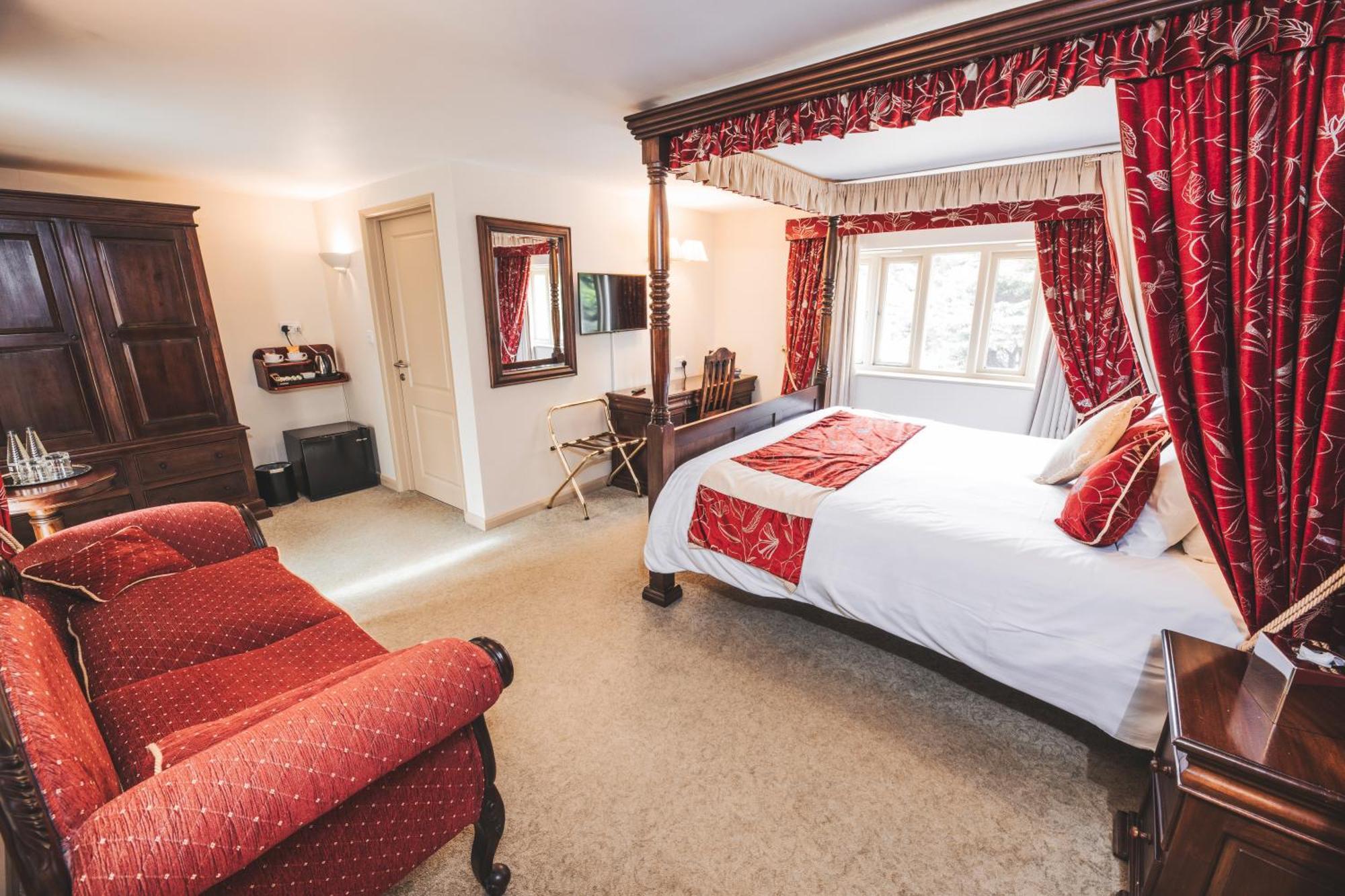 The Auberge Yaxley  Zewnętrze zdjęcie